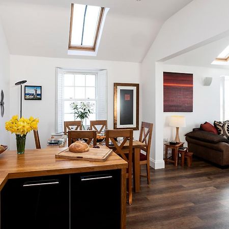 Finest Retreats - Lighthouse Cottage Rampside Экстерьер фото