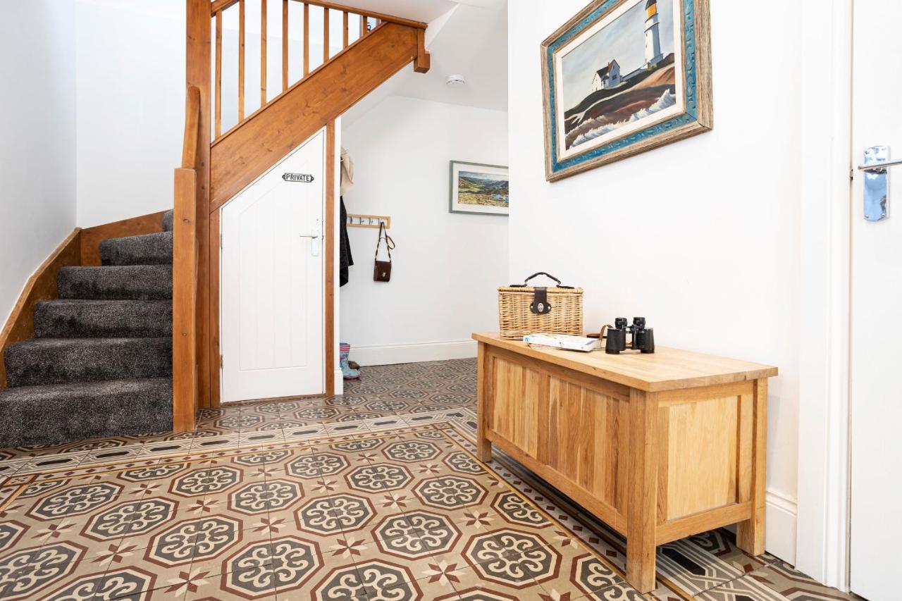 Finest Retreats - Lighthouse Cottage Rampside Экстерьер фото
