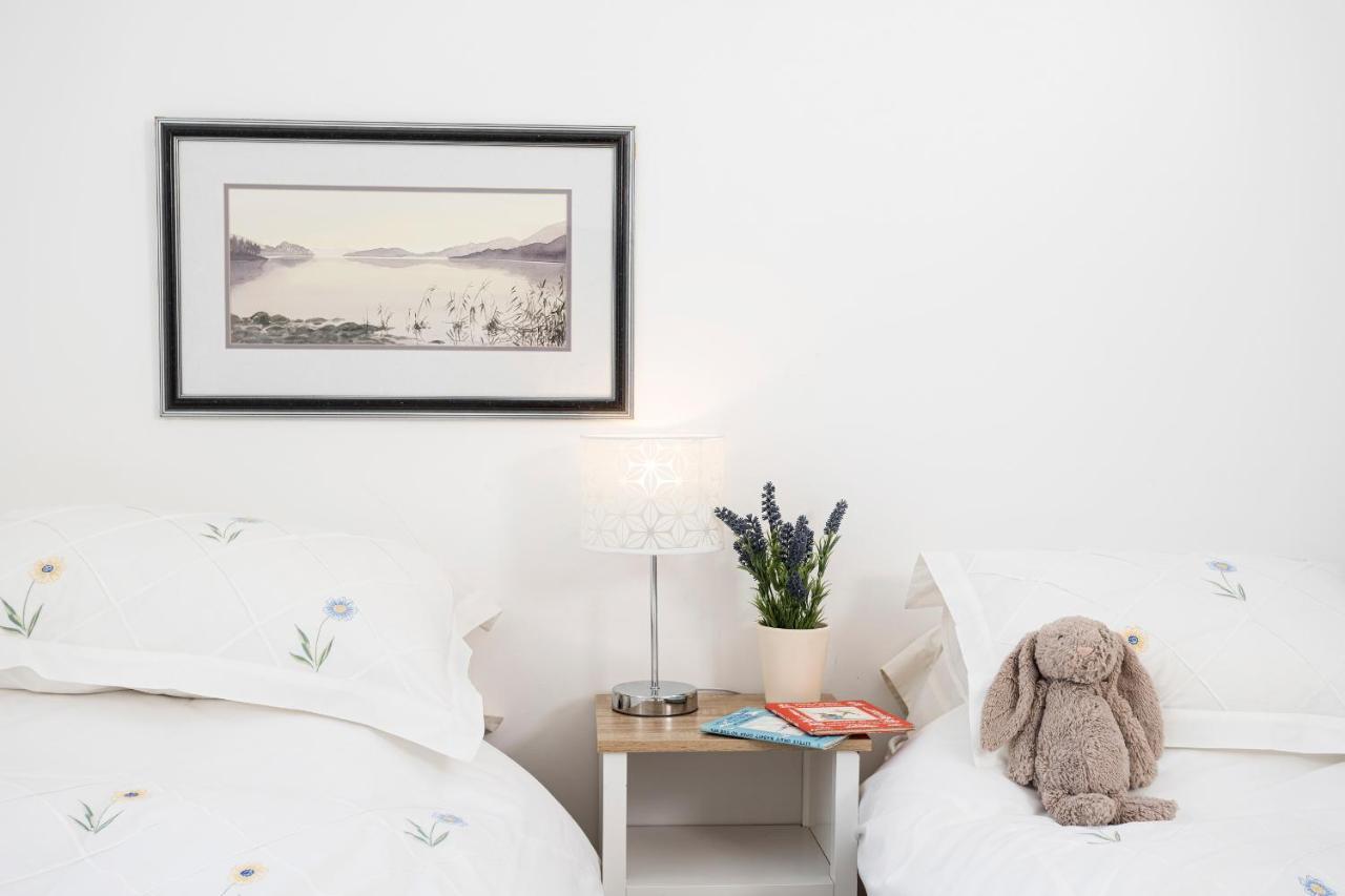 Finest Retreats - Lighthouse Cottage Rampside Экстерьер фото